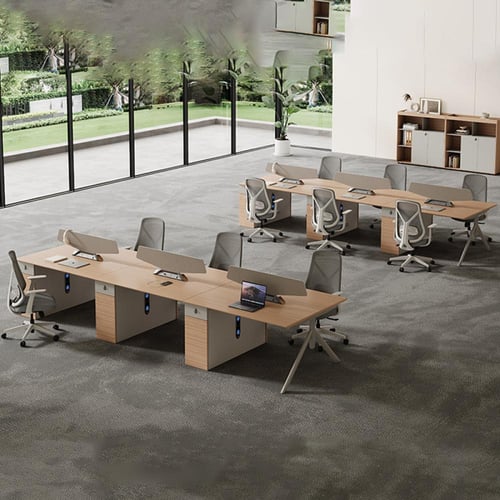 مكاتب مكتبية حديثة للموظفين