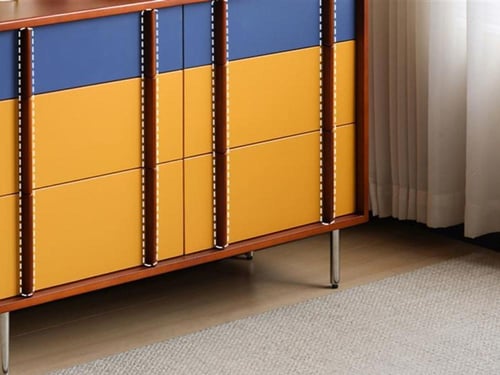 خزانة أدراج بتصميم باوهاوس قديم وعتيق