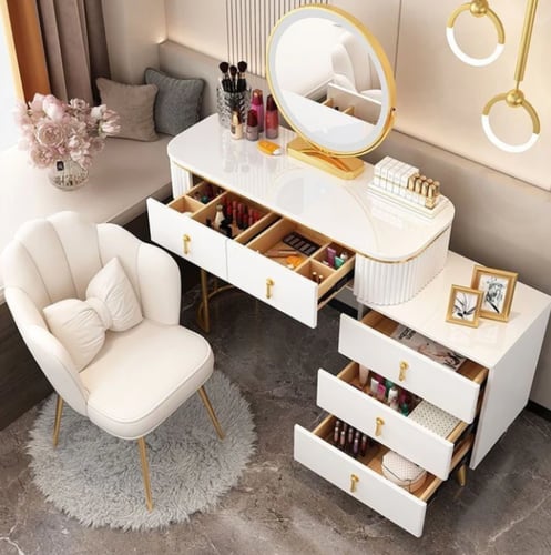 طقم تسريحه مميز كلاسيكي لغرفه النوم