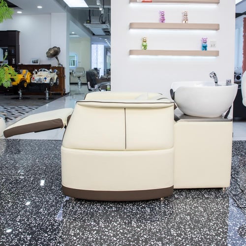 كرسي غسيل مبتكر مصمم خصيصًا لصالونات الشعر