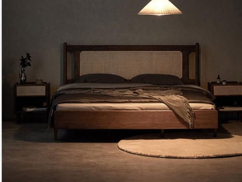 سرير مزدوج خشبي متين – تصميم شتوي شبابي وبوهيمي