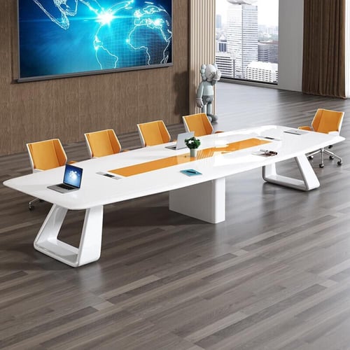 طاولة اجتماعات بلون جذاب وتصميم فاخر