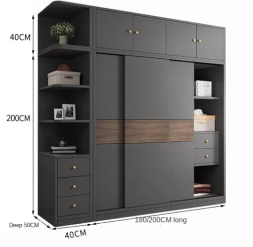 دولاب ملابس بتصميم عملي