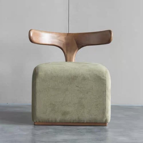 كرسي استرخاء عصري بتصميم نورديكي بسيط