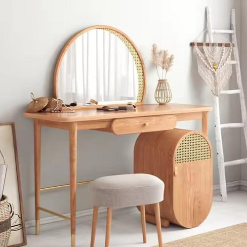 طاولة تزيين خشب صلب بتصميم كلاسيكي بلمسة بوهيمية