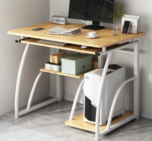 مكتب كمبيوتر بتصميم عملي