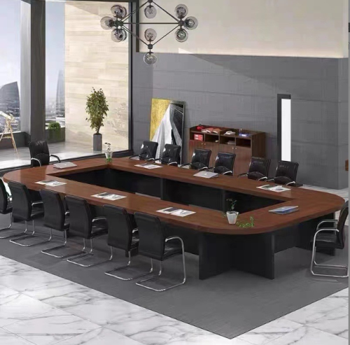 طاولة اجتماعات بتصميم بيضاوي