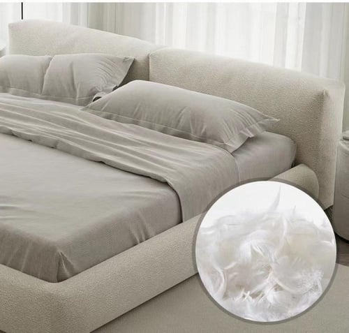 سرير بتصميم عصري ومريح