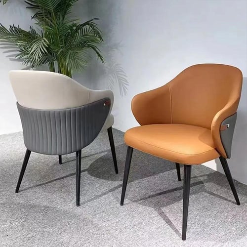 كرسي جلد انيق