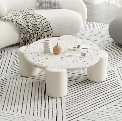 طاولة بتصميم فريد