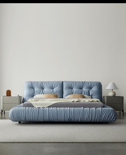 سرير بتصميم انيق