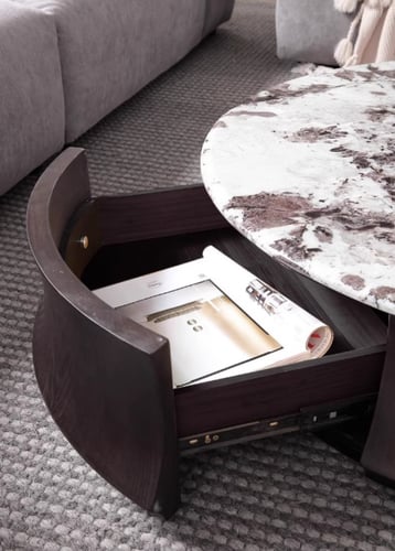 طاولة قهوه بتصميم فريد