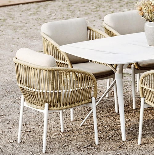 جلسة خارجية من خشب الساج