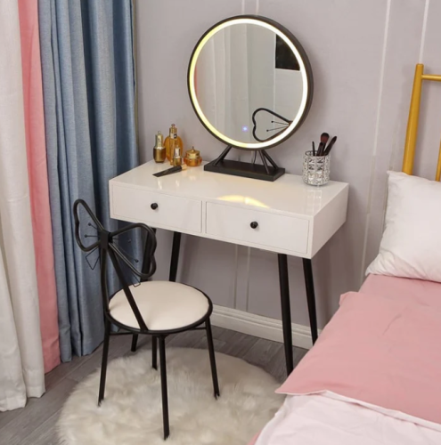 طقم تسريحه بتصميم انيق وبسيط