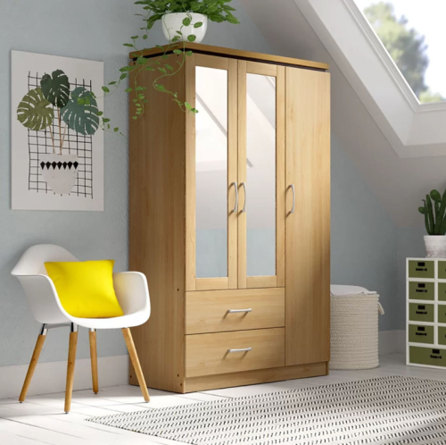 دولاب ملابس بتصميم مميز