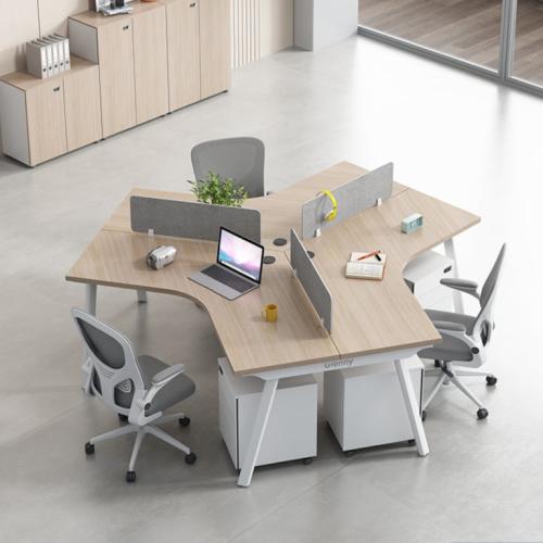 حطات عمل مكتبية حديثة وبسيطة