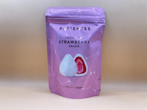 فراولة مغطاة بالشكولاته البيضاء باتيسويس