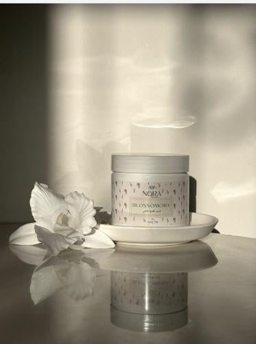 كريم التفتيح العلاجي Bloomora