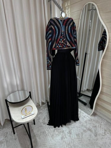 فستان مروى الأسود