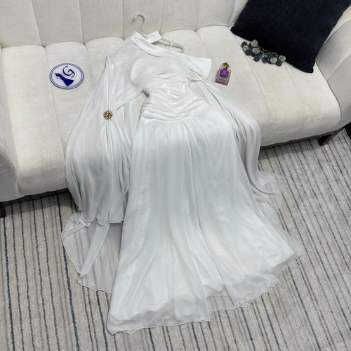 فستان أميرة محمد