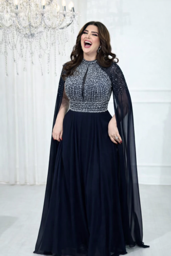 فستان جميله الأسود