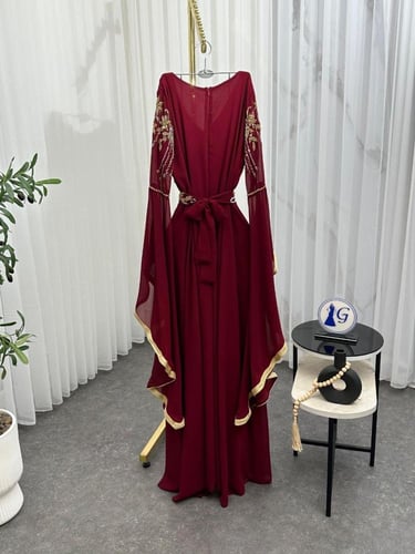 ترف. الخامه باربي على قطعه شيفون تطريز يدوي