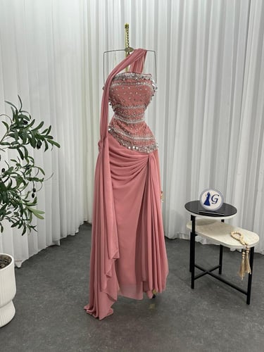 فستان اماني