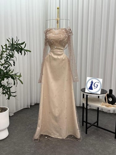 نيلوفر.الخامه باربي على تل شك يدوي