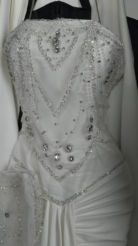 احلام.الخامه باربي على شك يدوي