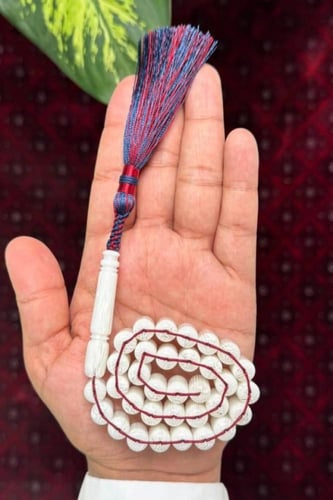 مسباح قصة يونانيه