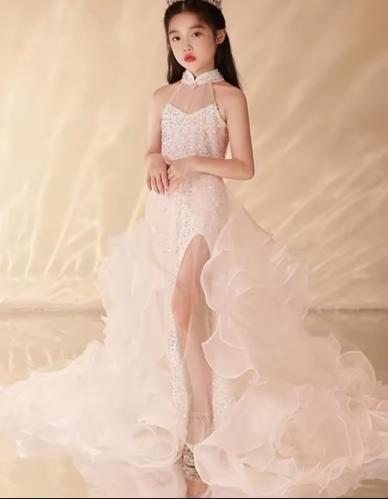 فستان الأميرة العصرية