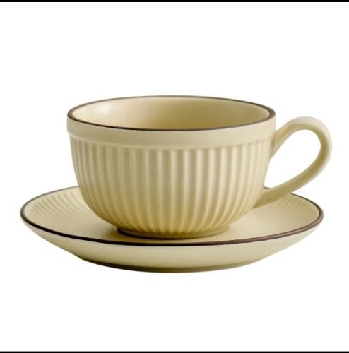 طقم فنجان قهوة ،،وصحن سيراميك