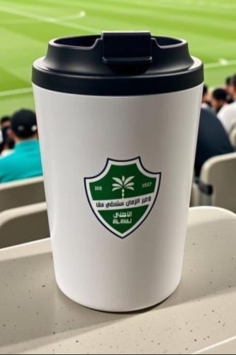 مق فاخر بشعار الاهلي