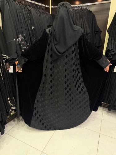 عباية لؤلؤة الشتاء