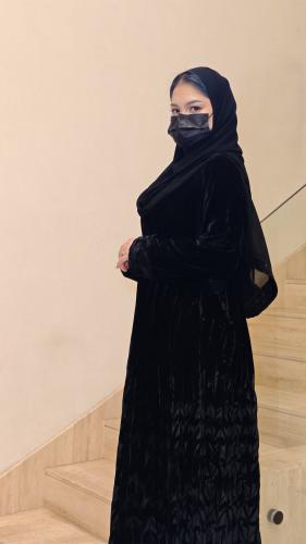 عباية غسق مخمل مكسر