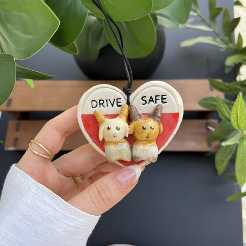 قابل للتخصيص تعليقة سيارة ♥️ ( انا وانت) - ميدالية...