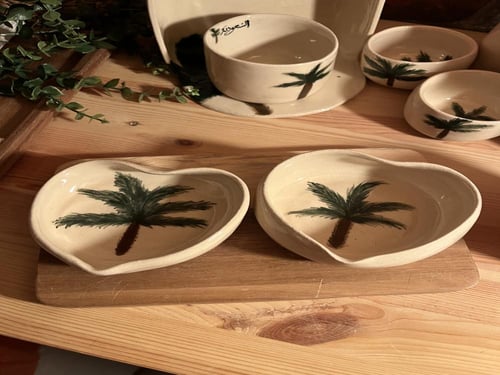 وعاء الاكسسوارات - ماتشا قلب نخيل السعودية