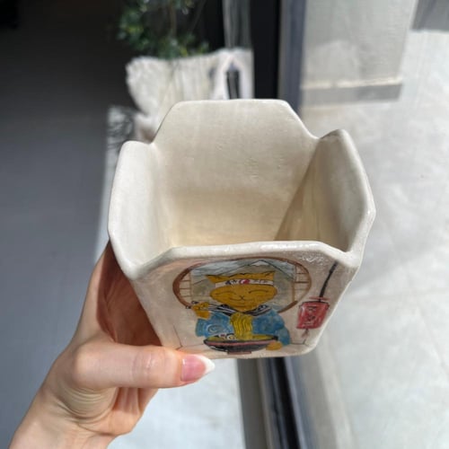 وعاء بوكس النودلز القط الياباني