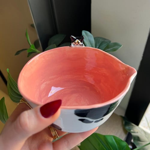 وعاء ماتشا القطة البقره