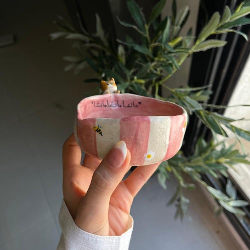 وعاء ماتشا القطة السعيدة