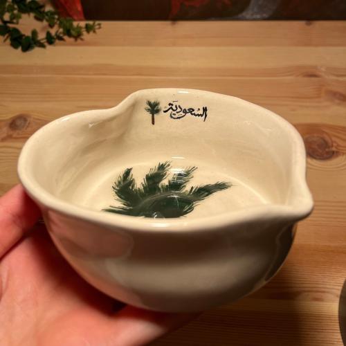 وعاء ماتشا قلب النخلة