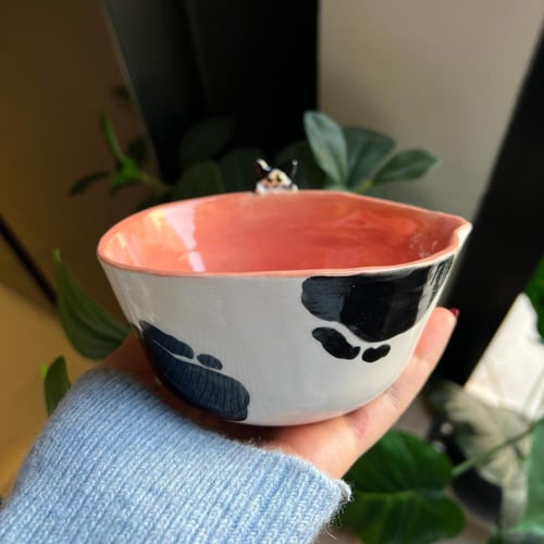 وعاء ماتشا القطة البقره