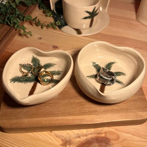 وعاء الاكسسوارات - ماتشا قلب نخيل السعودية