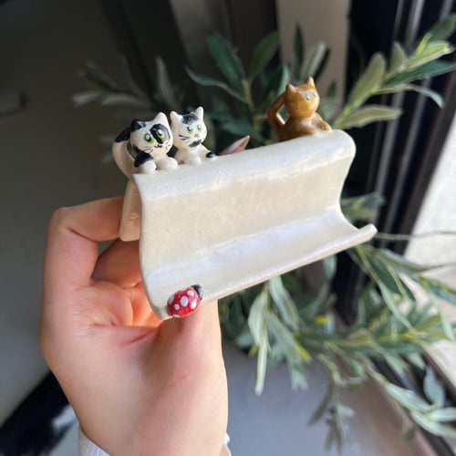 ستاند جوال-الأصدقاء الثلاثه