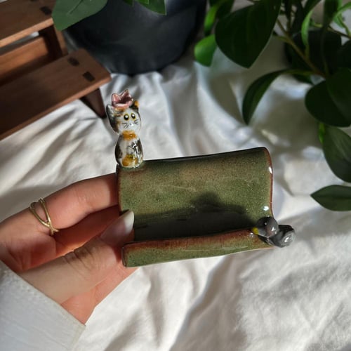 تخصيص ستاند جوال يمكن اضافة 3 شخصيات