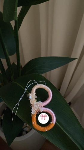 تعليقة للسيارة ( حرف )