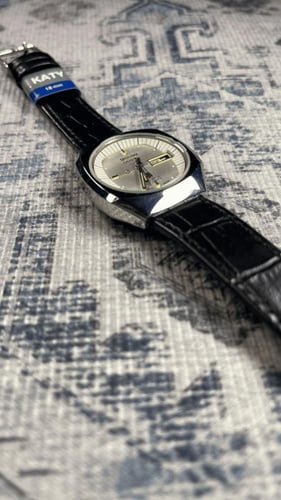 ساعة ريكو اليابانية الكلاسيكية (ڤنتج) بسوار أسود م...