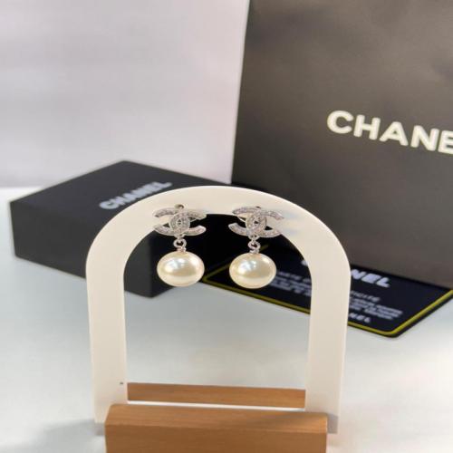 Women's ring from the brand CHANEL