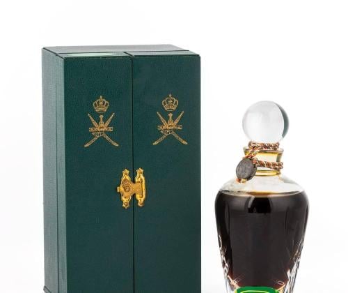 دهن عود سلطاني فاخر (الفهد)