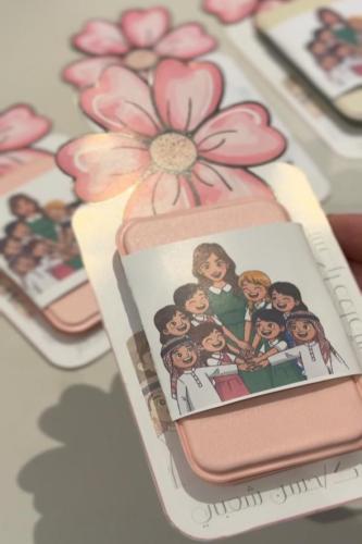 Teacher's Day giveaways mirrors